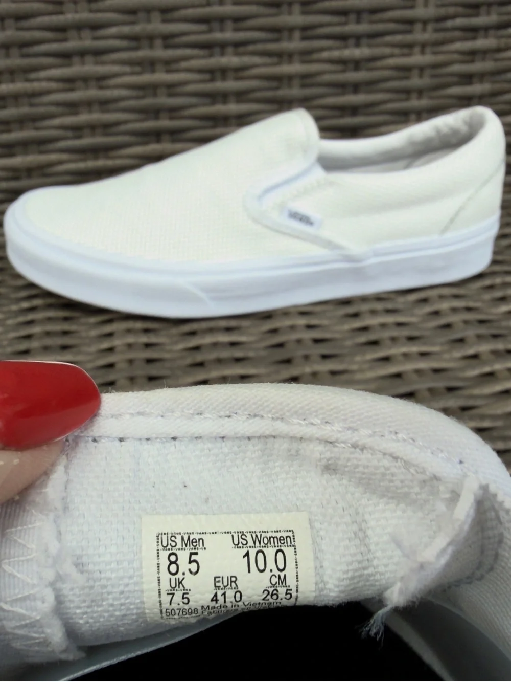 Vans Classic Slip-On Perf Leather White Sneakers Men’s 8.5 Women’s 10 EU 41
